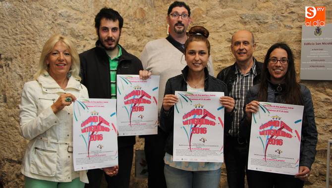 Mª Teresa Marcos, Israel Vera, Roberto Vicente, Eva Vicente, Fco. Javier Zudaire y Tania Bernal / CORRAL