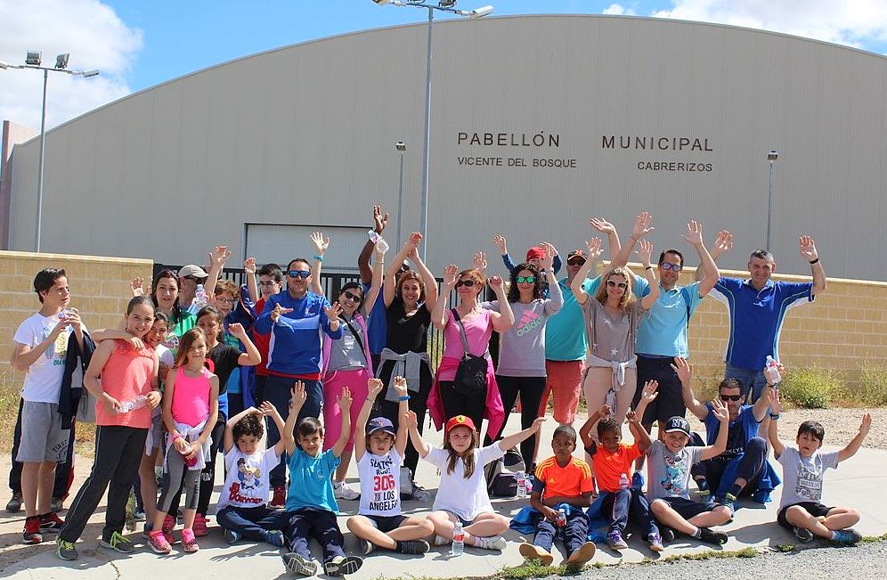 El grupo de andarines del San Agustín llega a Cabrerizos en una agradable marcha desde el colegio