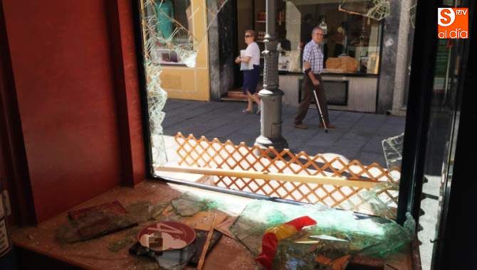 La Guardia Civil busca a tres personas por robar un estanco de Peñaranda  