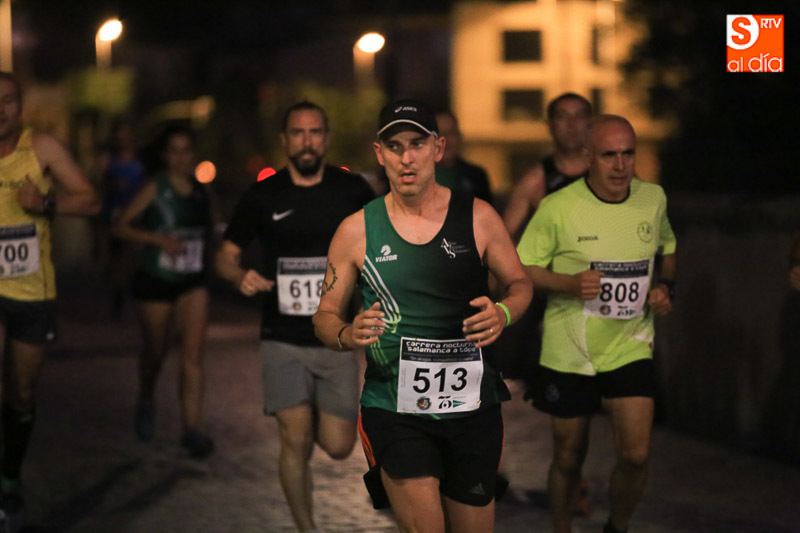 Éxito de la carrera nocturna que despide ‘Salamanca a tope’  