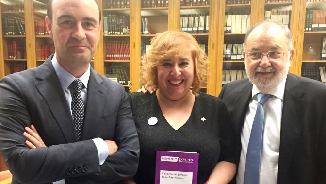 Lorenzo Bujosa, Marta del Pozo y Fernando Martín Diz, los docentes que colaboran en esta publicación