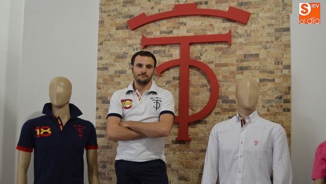 El gerente, Hugo Sánchez Bernardo, en las instalaciones de Calle Azafranal 55