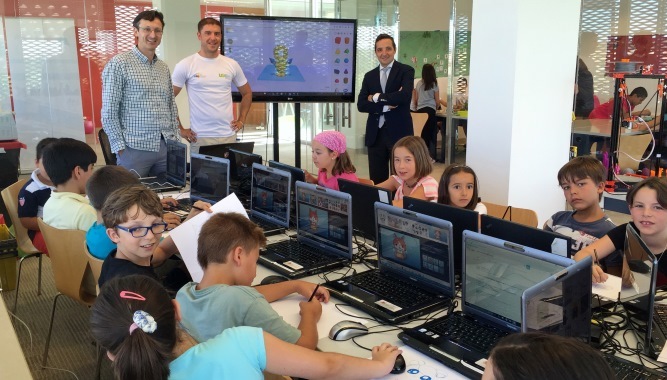 El Parque Científico de la USAL organiza un campamento tecnológico de verano