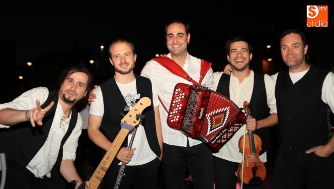 El acordeón de Raúl de Dios, en Santa Marta. Fotos: Alberto Martín