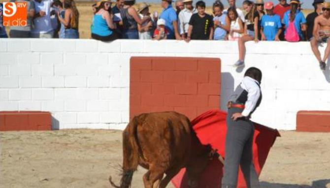 Exhibición de un alumno de la escuela charra