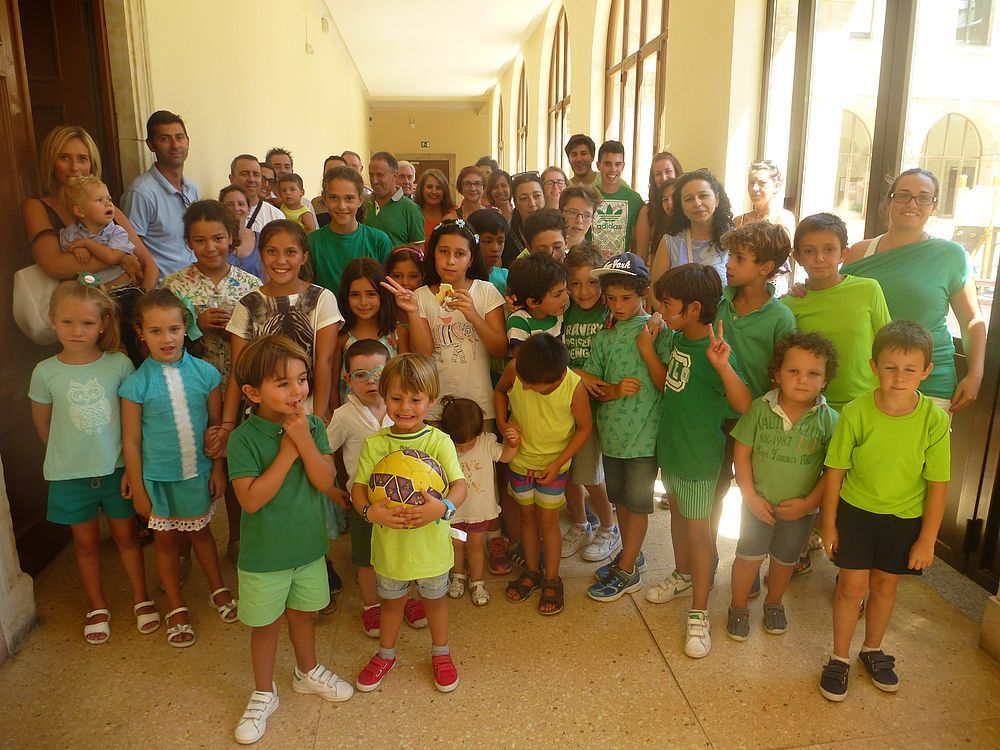 Los alumnos de la última semana del Campus celebran la fiesta de clausura