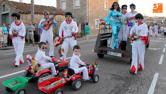 El desfile de carrozas es uno de los eventos más destacados de las fiestas / CORRAL