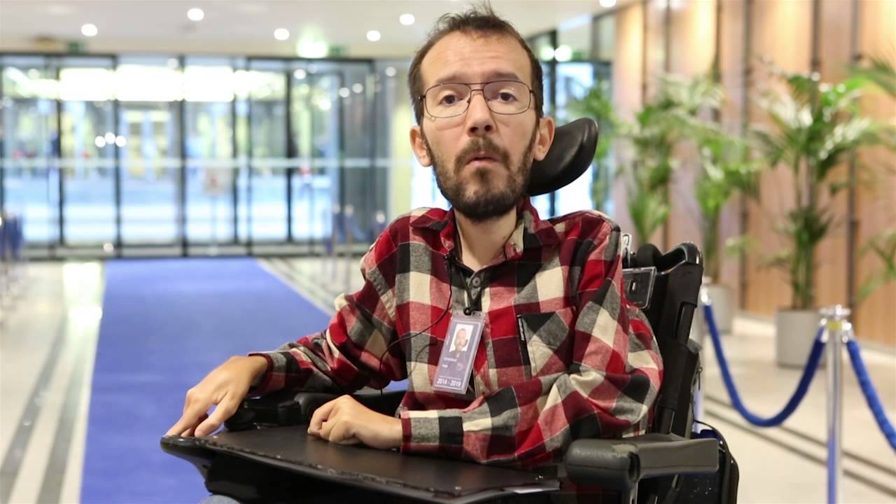 Más de lo mismo: Echenique y su asistente