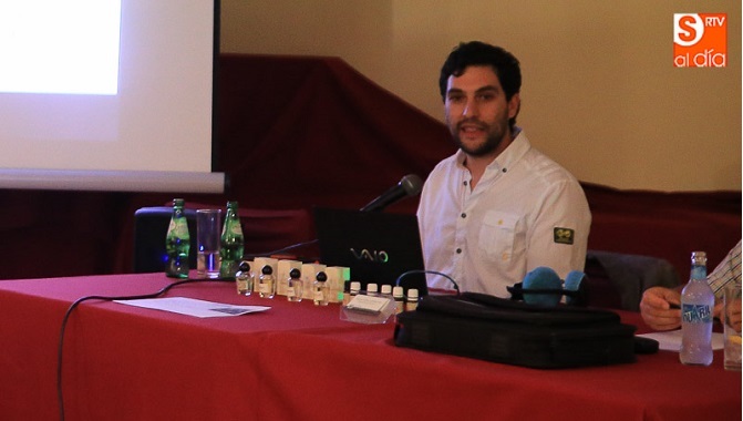 La tertulia ha estado protagonizada por Luis Rodero. Foto: Alberto Martín