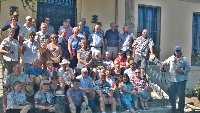 Grupo de granjeros de ganado vacuno australianos en la Finca Castroenríquez