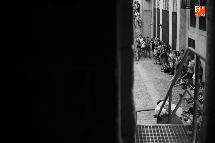 Momento de la representación en la Cueva de Salamanca (Foto de Álex López)