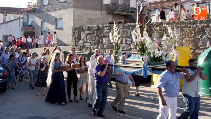 El sábado 13 de agosto, tras el rosario se celebrará la procesión y la subasta de roscas