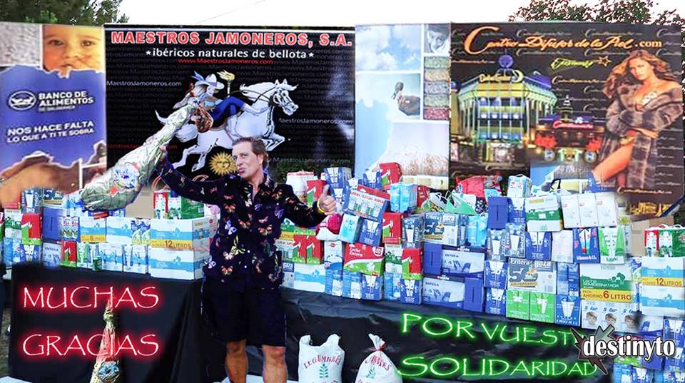 La Frades Summer Party 2016 reúne casi 3.500 kilos de comida para los necesitados  