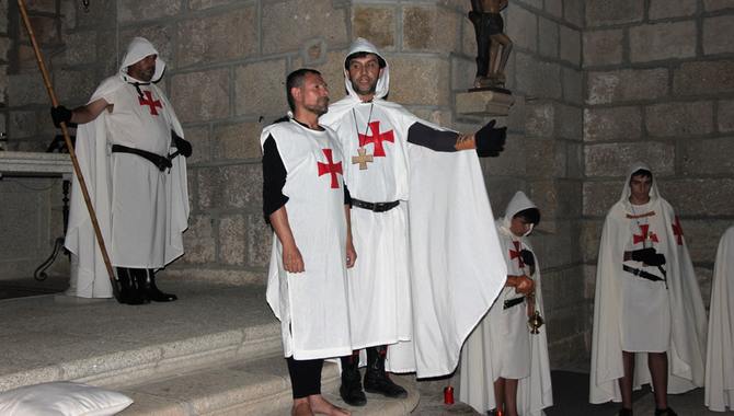 Éxito de público y excelente representación de los templarios en Hinojosa de Duero  