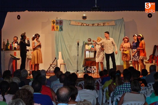 Un momento de la actuación del grupo de teatro Puntos Suspendidos