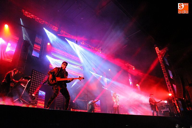 La villa vive la noche más musical de las fiestas