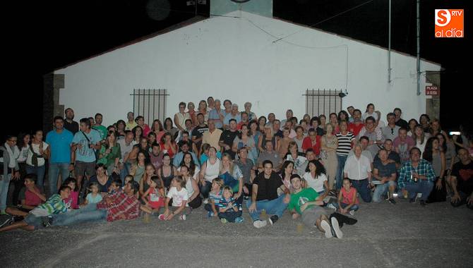La parrillada se convirtió en un auténtico hermanamiento con vecinos de varias localidades próximas