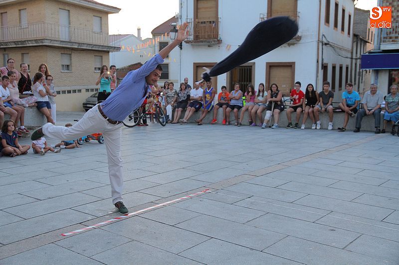 Un divertido lanzamiento de jamón finaliza los festejos de San Roque