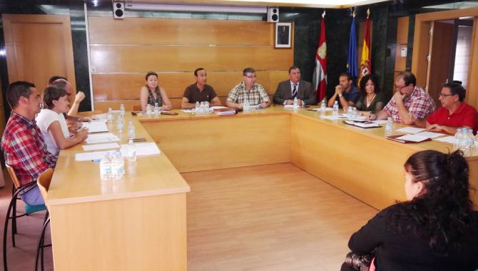 Momento del pleno celebrado en el Ayuntamiento de Carbajosa