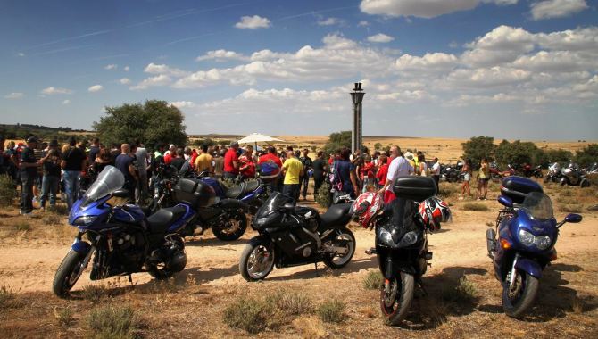 Un momento de la concentración motera en Morille