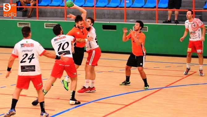 Un momento del partido amistoso disputado en La Alamedilla