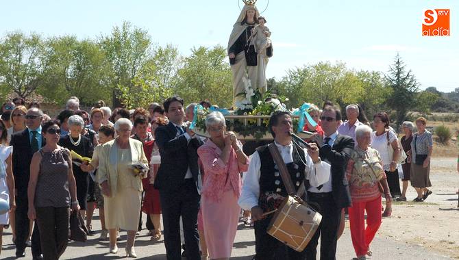 La procesión de la Virgen del Carmen por als calles del pueblo será el próximo lunes