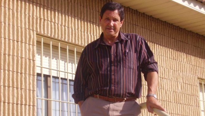 El sacerdote Emiliano Tapia