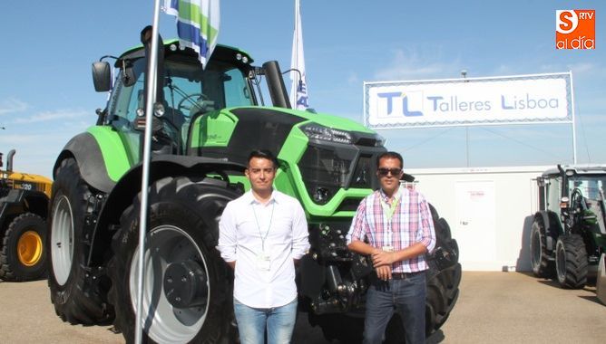 Stand de Talleres Lisboa en Salamaq