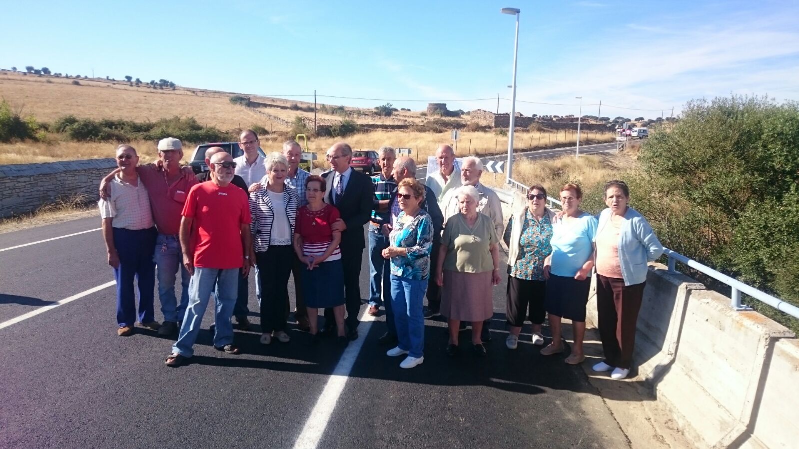 Los arreglos de la vía fueron presentados ante numeroso público y representantes institucionales.