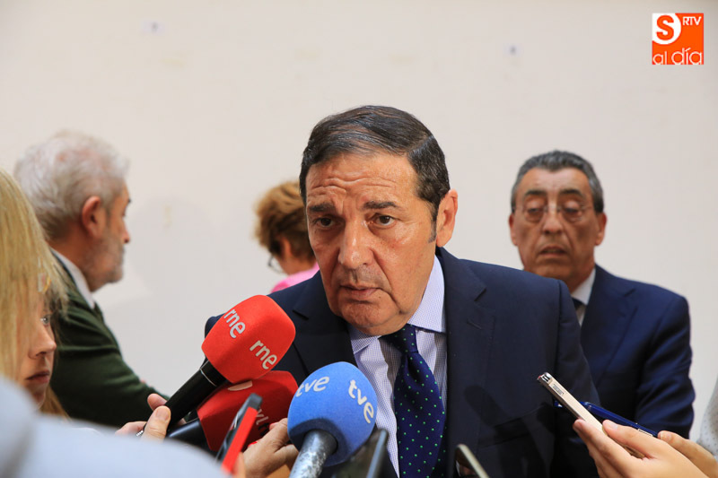 Antonio María Sáez Aguado atendió a los medios en Hospedería