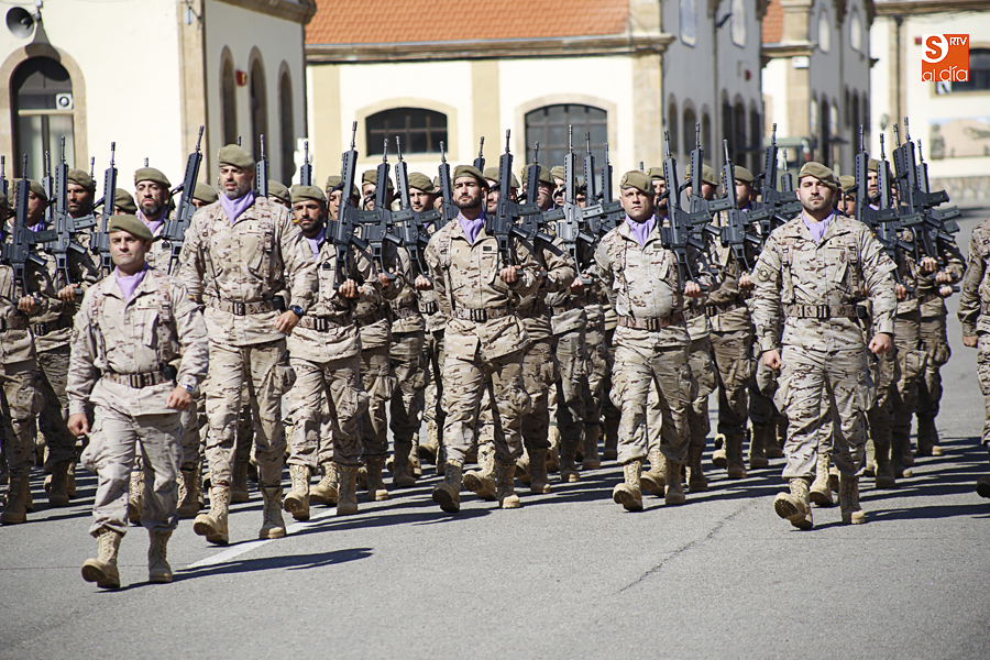 Parada militar en el acto de despedida de la expedición / Foto de Alejandro López