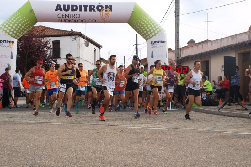 Momento de la salida en la localidad de Las Veguillas