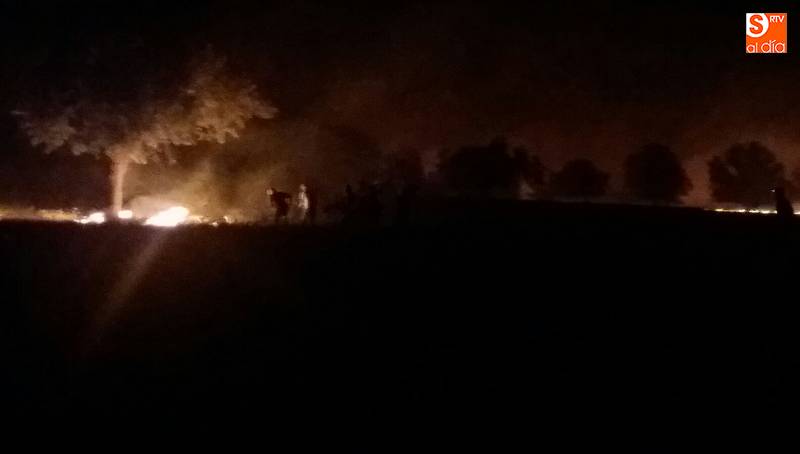 El inicio del fuego tenía lugar a las 20.48 horas del lunes / MANUEL NICOLÁS BOGAZ