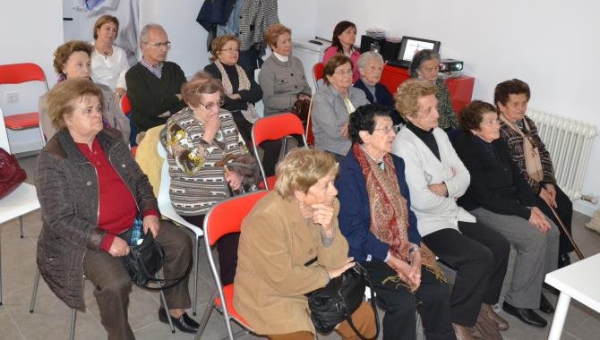 La Junta defiende que la atención debe estar centrada en la persona y los conceptos clave de la dignidad, la autodeterminación y la calidad de vida