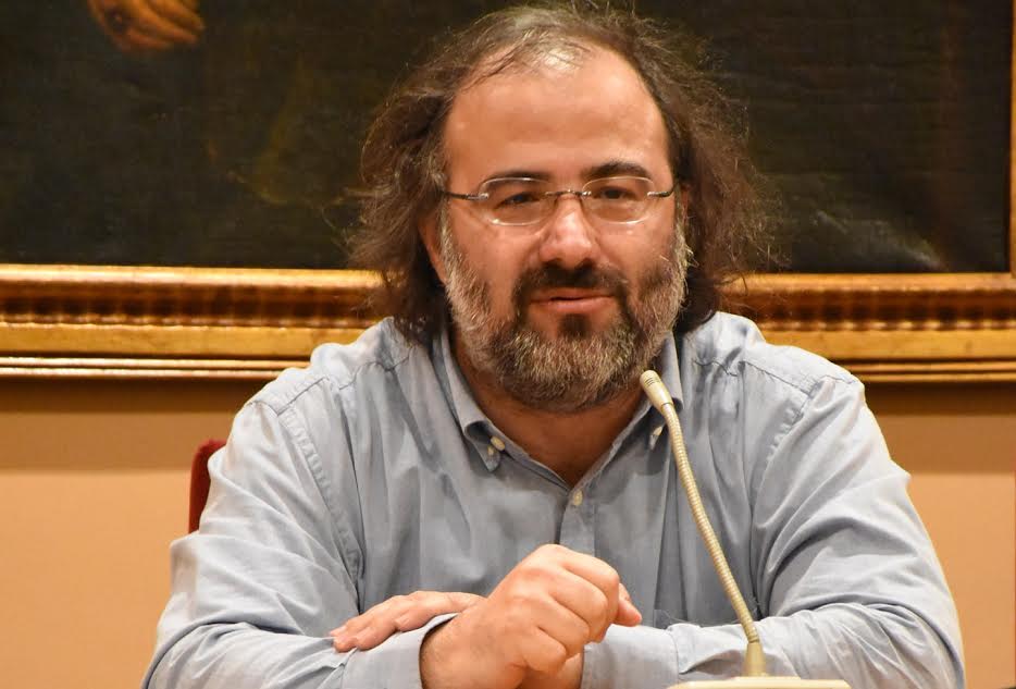 El poeta Alfredo Pérez Alencart (foto de Héctor Rivas - Adece)