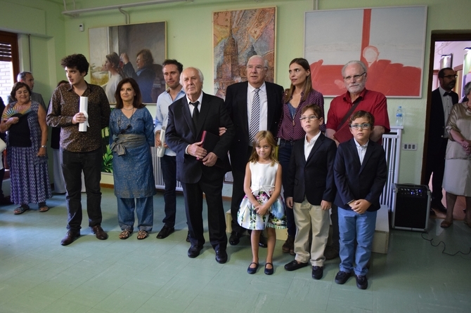 Grupo de participantes ganadores y organizadores/ Foto: Colegio La Encina