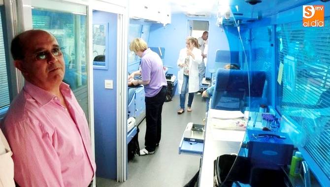Unidad móvil de la Hermandad de Donantes de Sangre