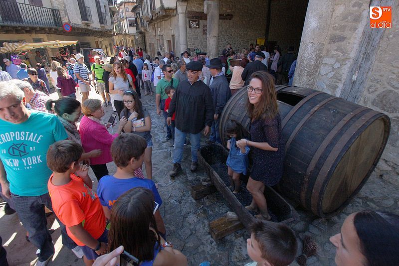 Pisada de la uva en San Martín del Castañar