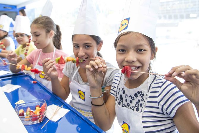 El 23% de los niños españoles no come fruta a diario  