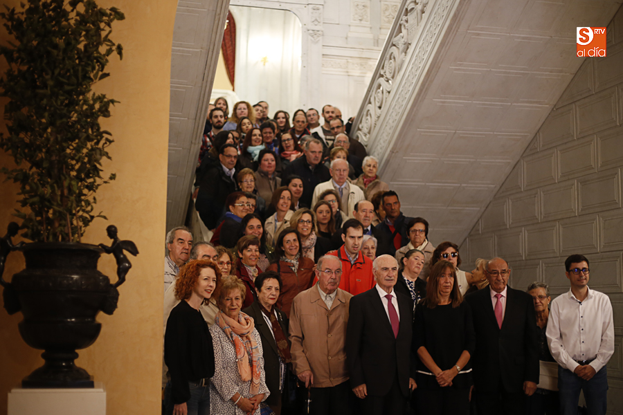 Foto con los representantes de la Asociación Salud Mental de Salamanca (Foto de Álex López)