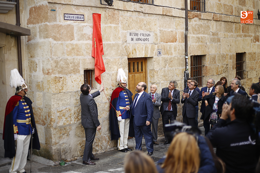 Descubrimiento de la placa Plazuela de la Abogacía (Foto de Áex López)