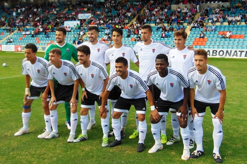 Plantilla del Salmantino en un partido anterior