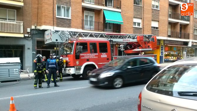 Falsa alarma en un edificio de la avenida de Comuneros por el humo de una caldera