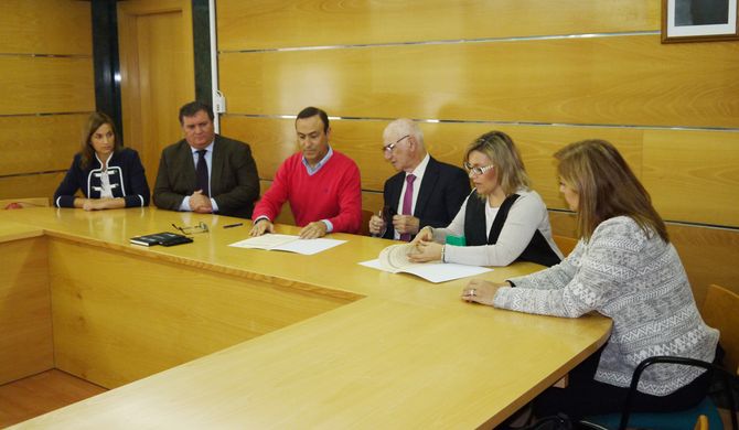 Firma del convenio entre Ayuntamiento y Asociación de Salud Mental de Salamanca