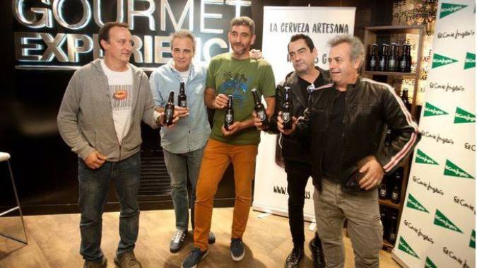 Presentación de la cerveza de Hombres G, cuyo precio será de 2,5 euros