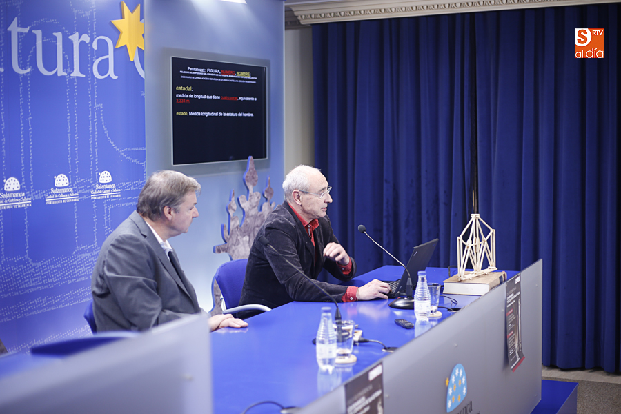 Conferencia de Luis Navarro en la Sala de la Palabra / Foto de Alejandro López