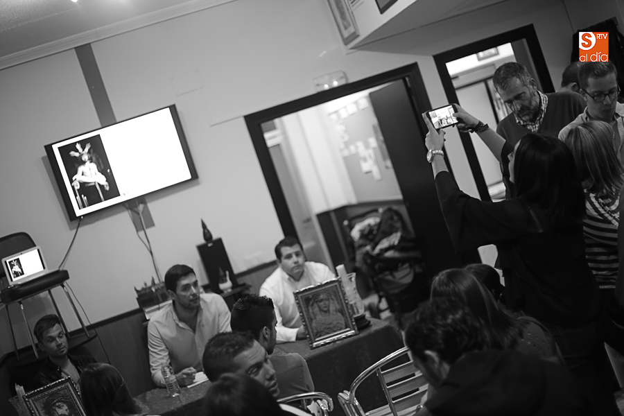 Redes sociales y Semana Santa en la Casa Hermandad del Despojado (Foto de Álex López)
