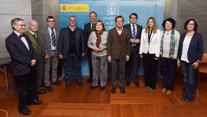 Personalidades de la reunión del Patronato del CDMH