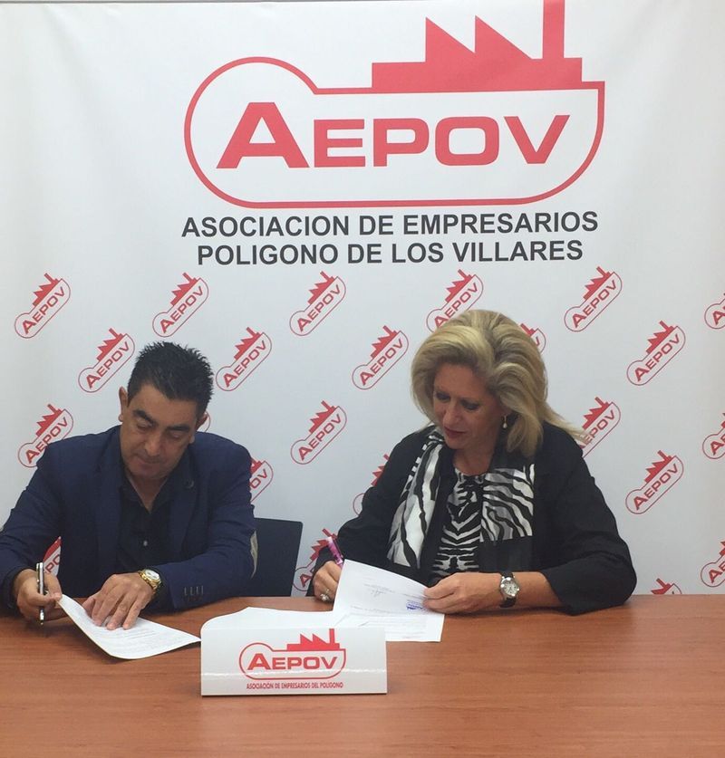 Foto 2 - La Asociación de Empresarios del Polígono firma convenios de colaboración con tres empresas