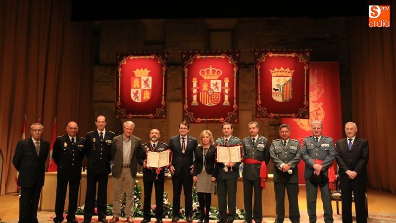 Homenaje de Salamanca a la Policía Nacional y Guardia Civil